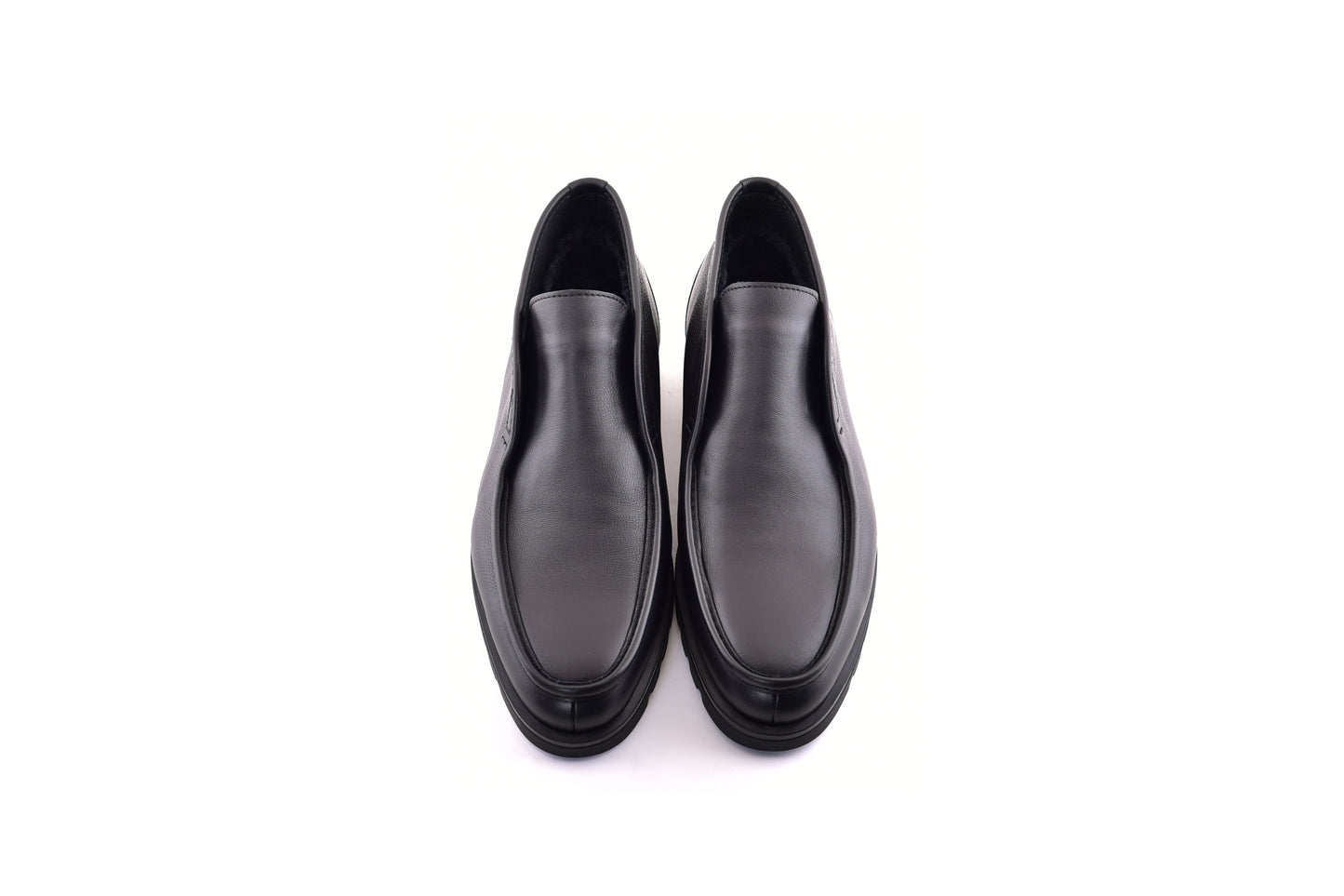 C185-7520 Shearling Lined Chukka Boot-Black