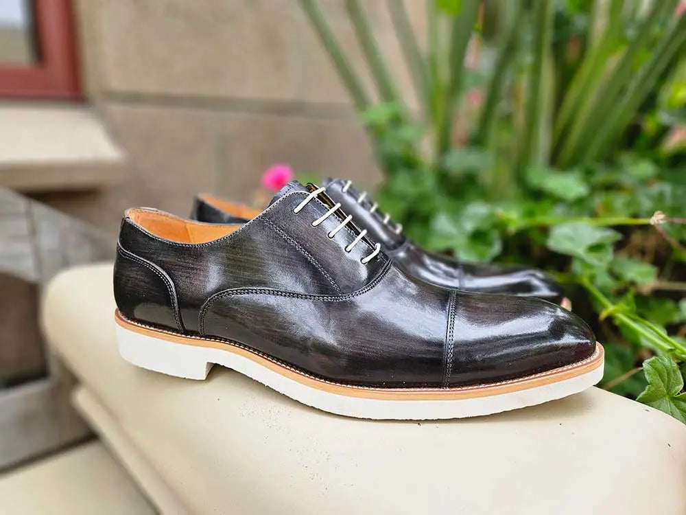 Lightweight Lace-up Cap Toe Oxford Carrucci Lightweight Lace-up Cap Toe Oxford Carrucci