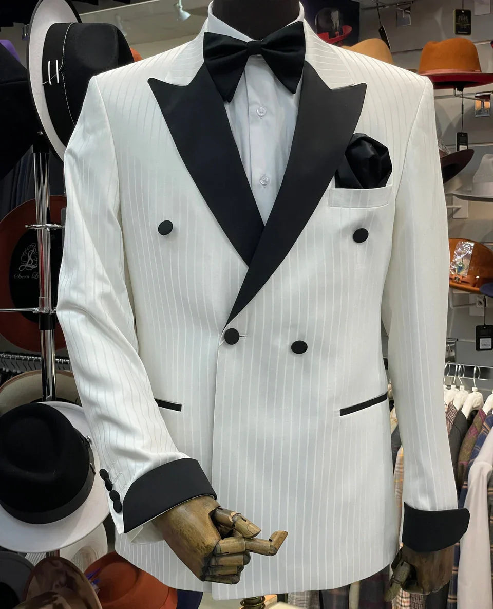 Gatsby White Tuxedo 1   - from alligatorwarehouse.com