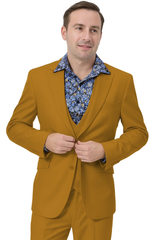 gold-suit-for-men-double-breasted-vest-peak-lapel-design