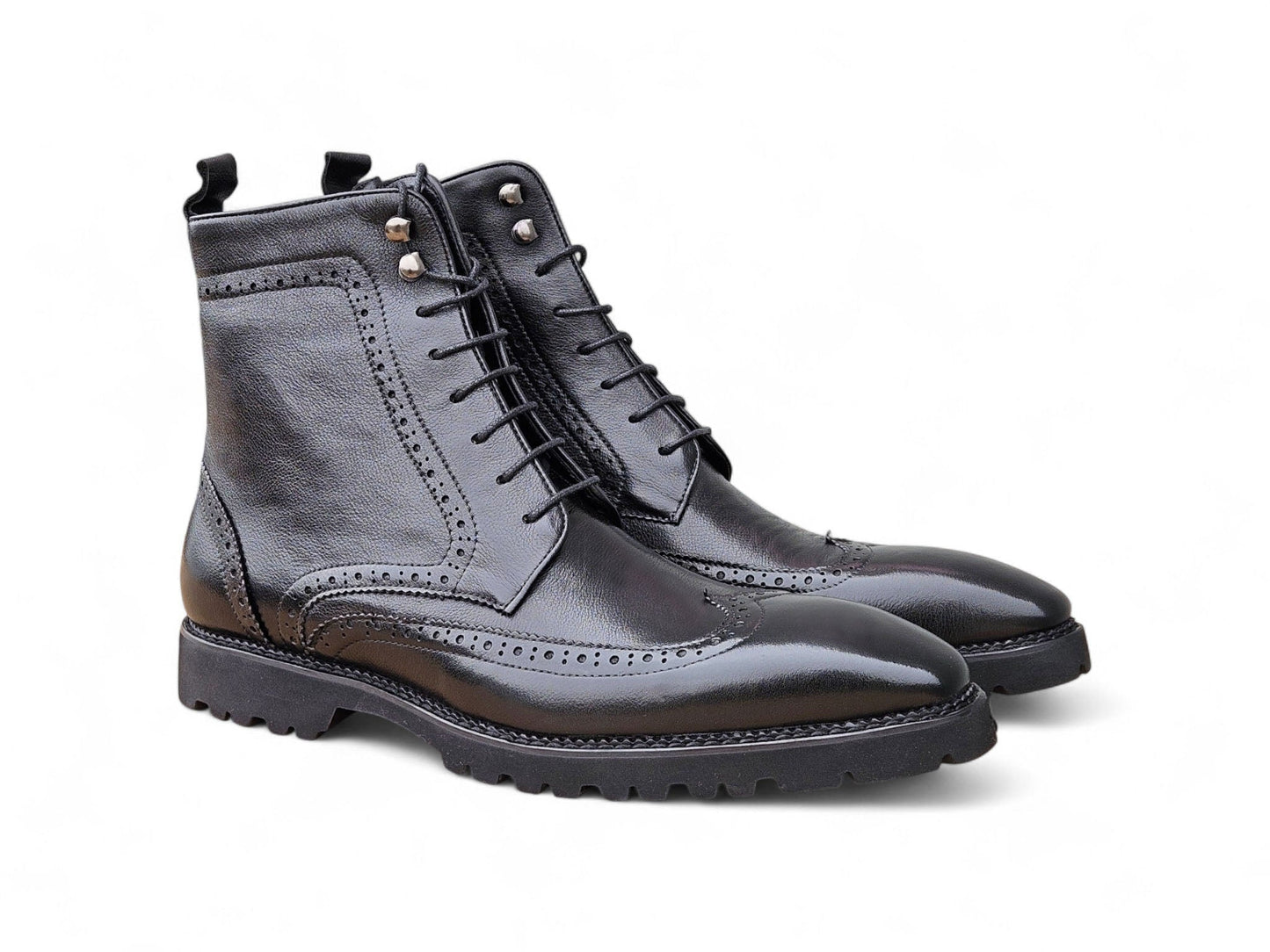 Carrucci Hudson Black Wingtip Boot Lug Sole