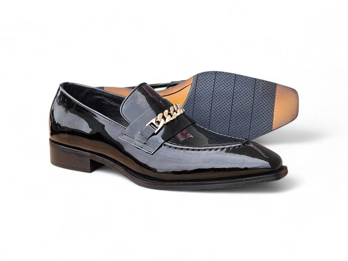 Carrucci Amber Patent Leather Chain Loafer