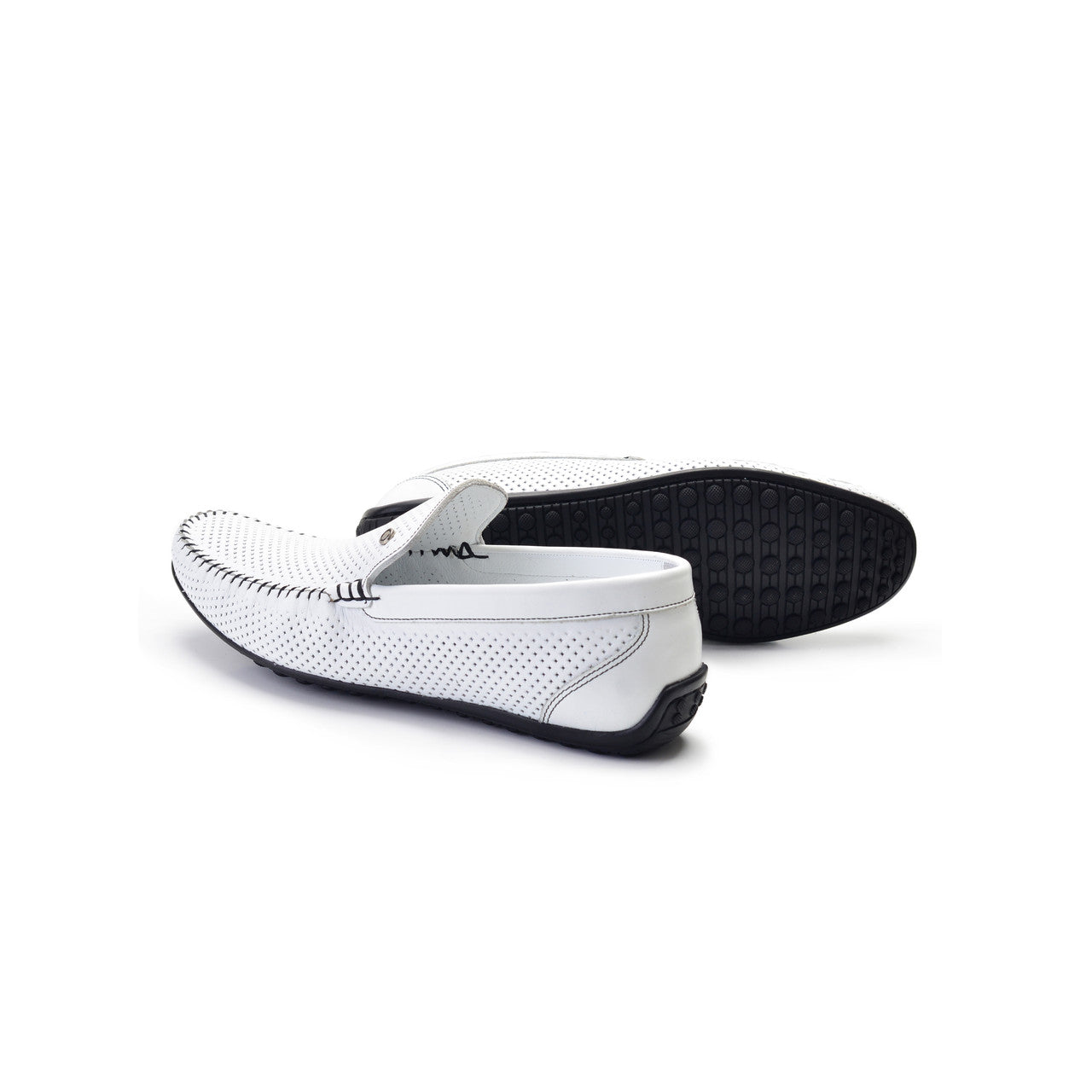 P00021-2301-perforated Driving shoe White