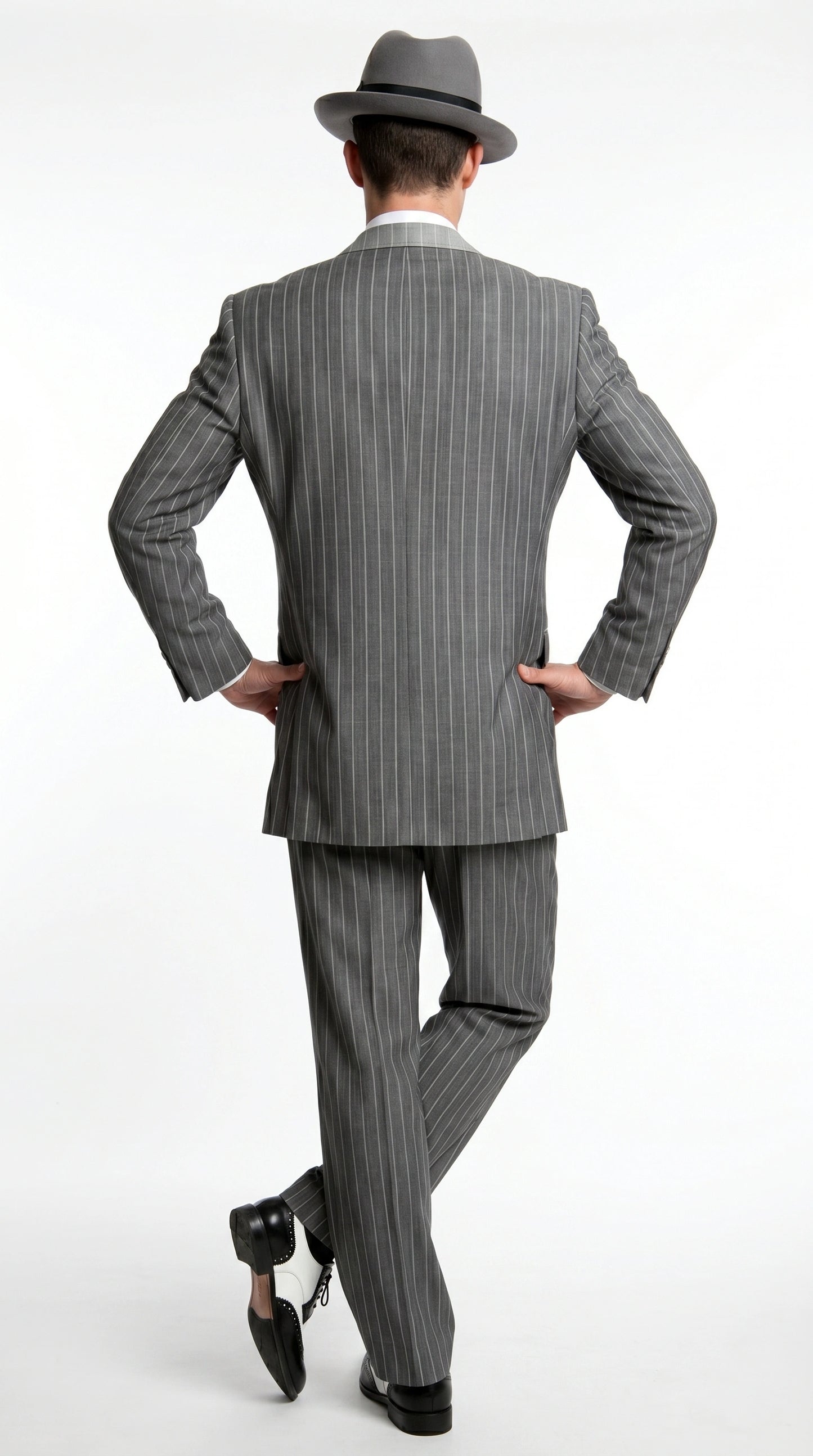 Men’s Grey Pinstripe 1920s Gangster 3 Piece Suit, Contrast Lapel Vintage Formal Suit for Parties, Prom, Weddings, and Theme Events