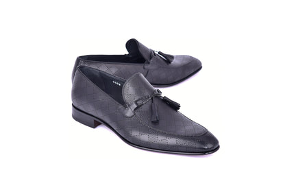 C0001113-5509 Tassel loafer with designed leather-Black