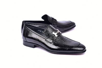 C01998-5760V H buckle Vita Calf Skin-Black