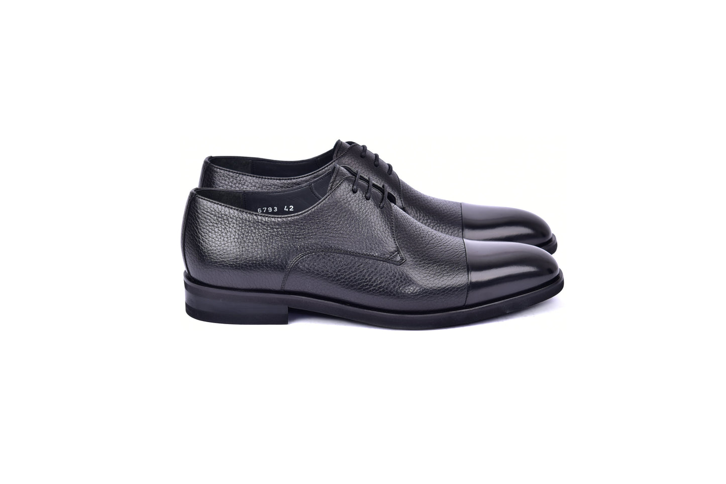 C001105-6793 Cap Toe Deer Skin- Black