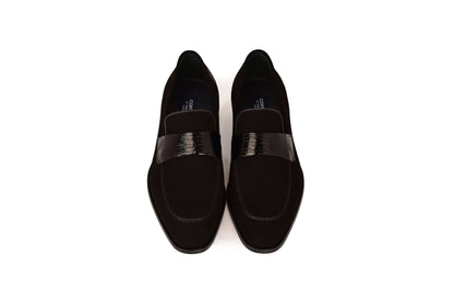 C000211-7425S Loafer-Black Suede