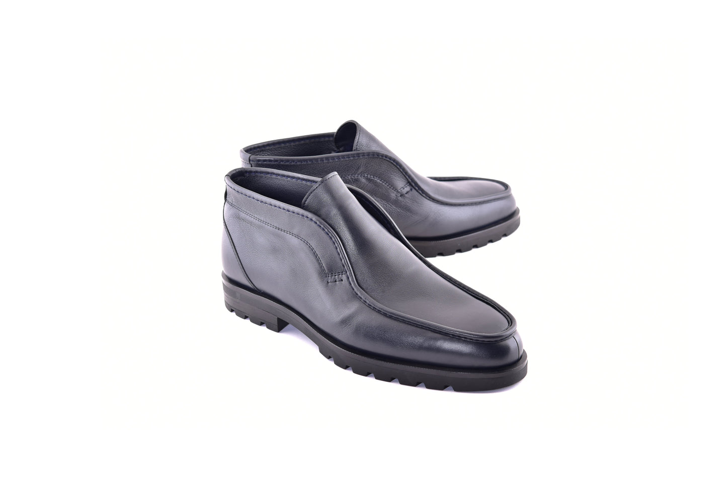 C187-7520 Shearling Lined Chukka Boot-Navy