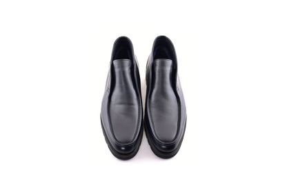 C187-7520 Shearling Lined Chukka Boot-Navy