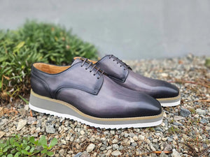 Carrucci Burnished Leather Derby Lace-Up Shoe