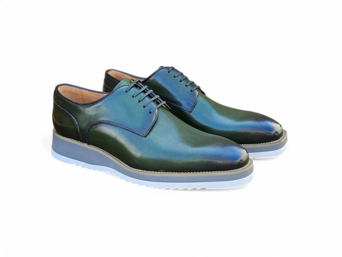 Carrucci Burnished Lace-up Leather Derby