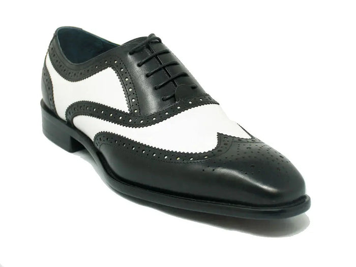 Carrucci Contrast Two Tone Wingtip Oxford