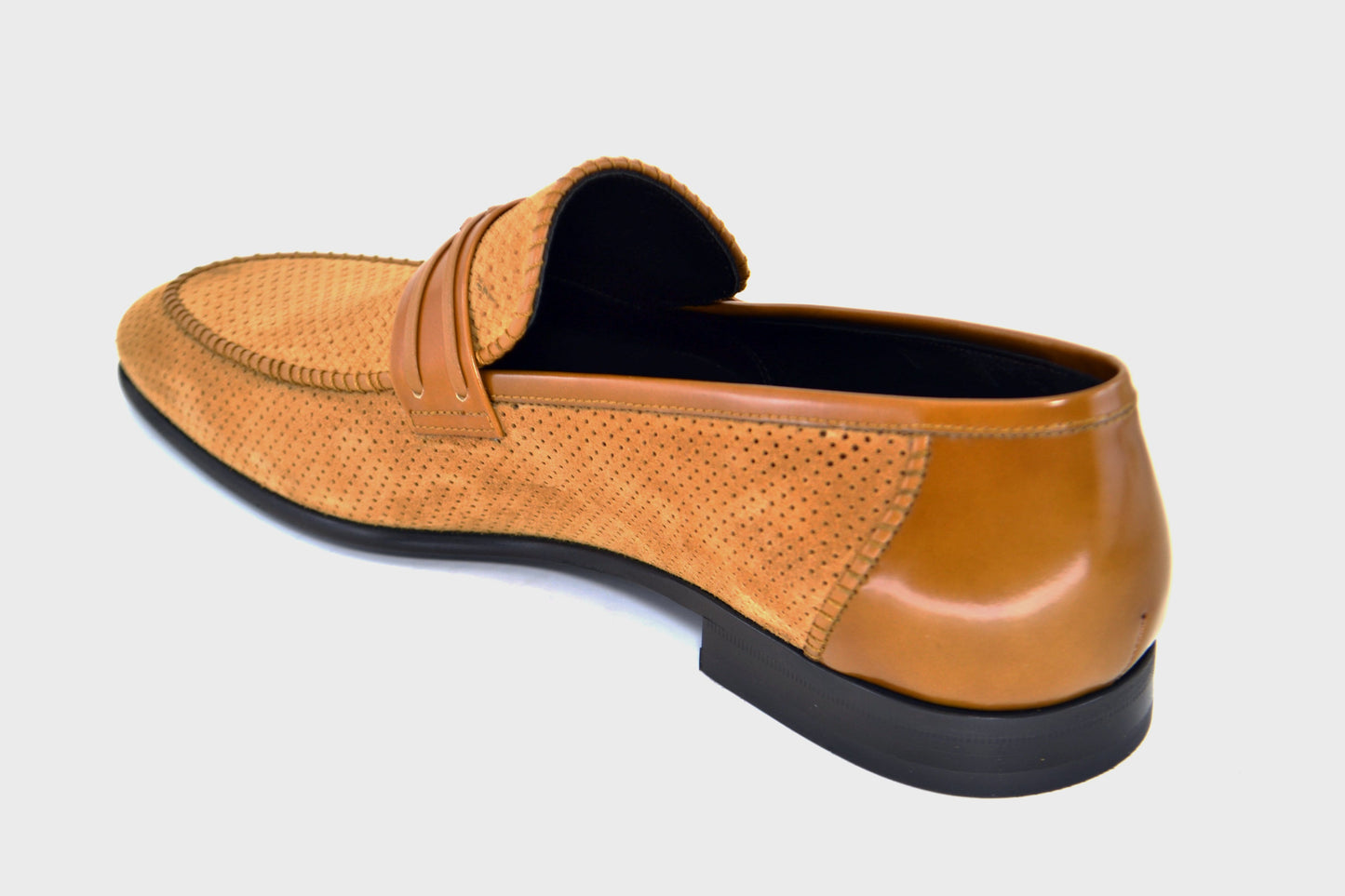 C132-3417HS- Perforated suede- Tan