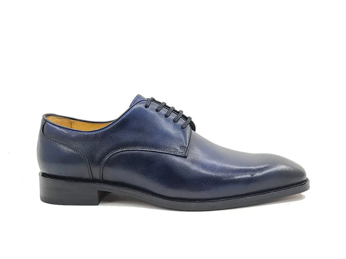 Carrucci Leather Sole Plain Toe Burnished Blucher
