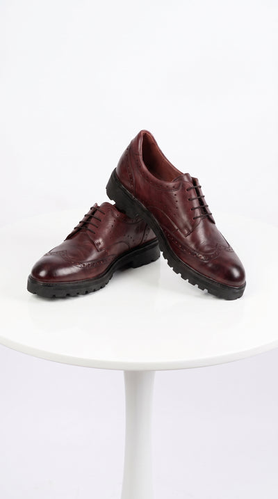 Lombardy Men’s Calfskin Wingtip Dress Shoes – Brogue Lace-Up Shoes with Lug Sole