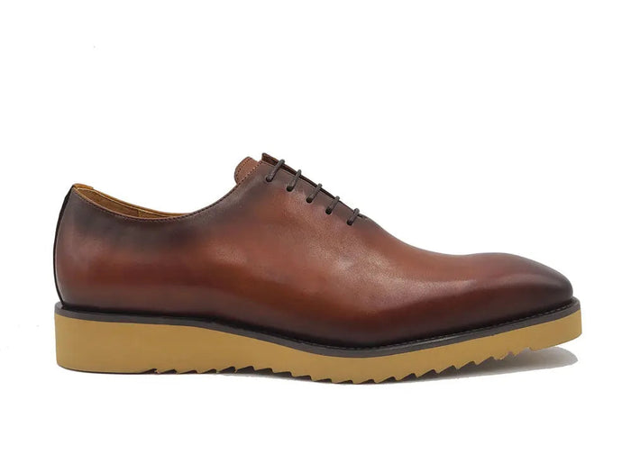 Carrucci Signature Wholecut Oxford With Lightweight Sole