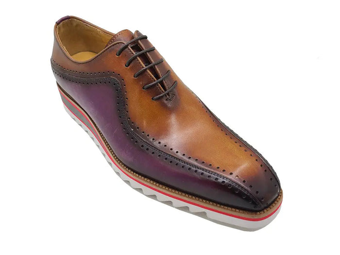 Carrucci Stylish Two-Tone Brogue Oxford