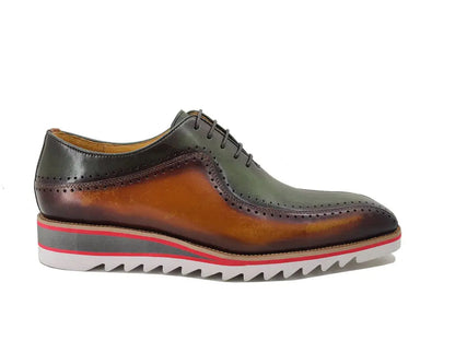 Carrucci Stylish Two-Tone Brogue Oxford