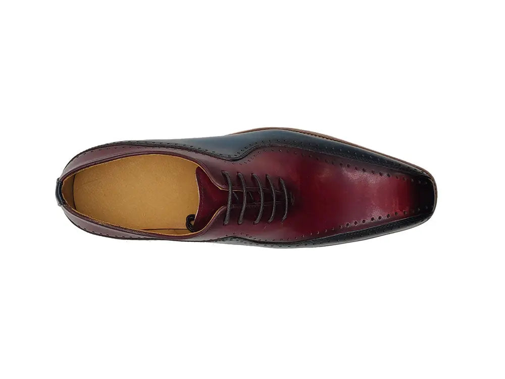 Carrucci Stylish Two-Tone Brogue Oxford