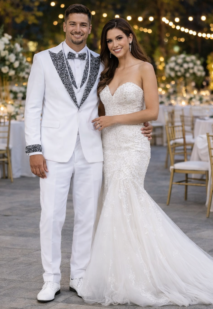 Elegant White Peak Lapel Tuxedo with Crystal Stones – 4-Piece Outfit