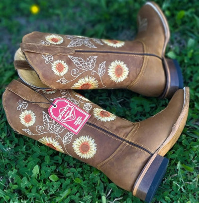 Botas de Cuero con Girasoles para Mujer en Horma Rodeo 7   - from alligatorwarehouse.com