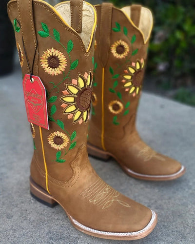 Botas Vaqueras de Cuero con Girasoles para Mujer en Horma Rodeo 4   - from alligatorwarehouse.com