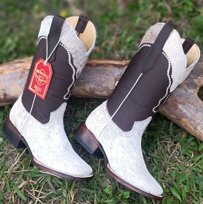 Women’s White and Brown Cowhide Leather Rodeo Boots, Western Pull On Cowboy Boots