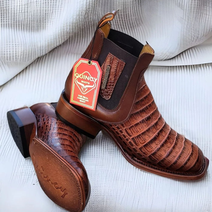 Botin de Cocodrilo Grabado Nuca con Punta Cuadrada Color Cognac