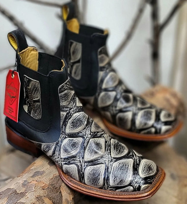 Botines de Pescado Grabado con Punta Cuadrada 3   - from alligatorwarehouse.com