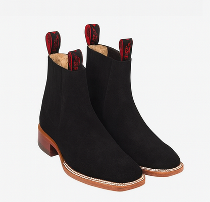 Botines Charros Quincy de Gamuza con Punta Cuadrada Color Negro