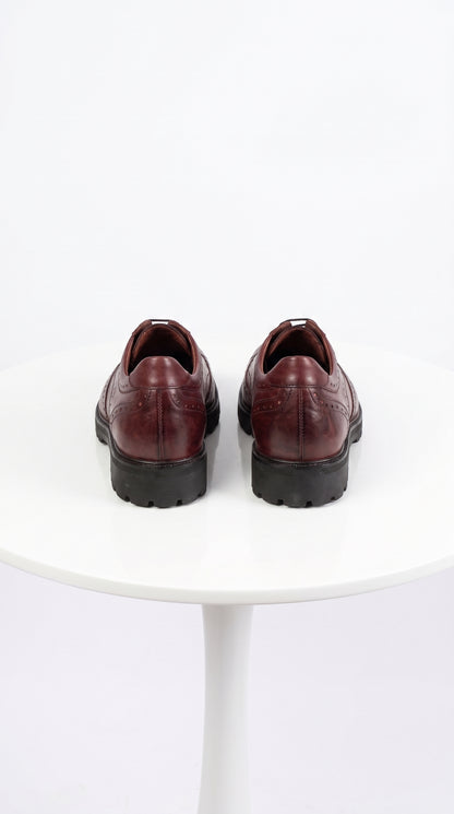 Lombardy Men’s Calfskin Wingtip Dress Shoes – Brogue Lace-Up Shoes with Lug Sole