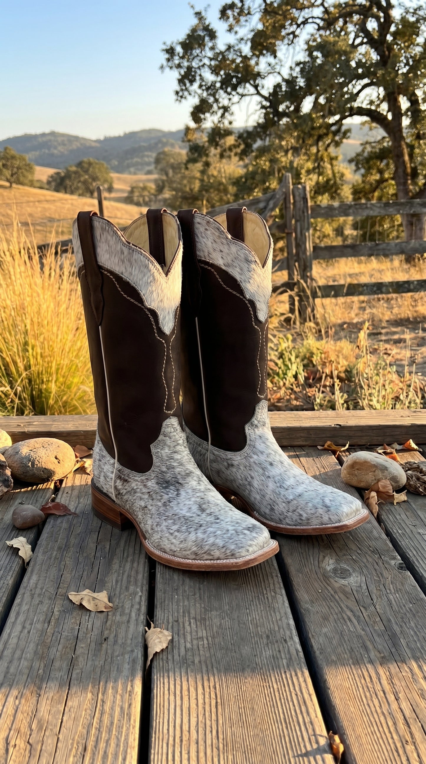 Women’s White and Brown Cowhide Leather Rodeo Boots, Western Pull On Cowboy Boots