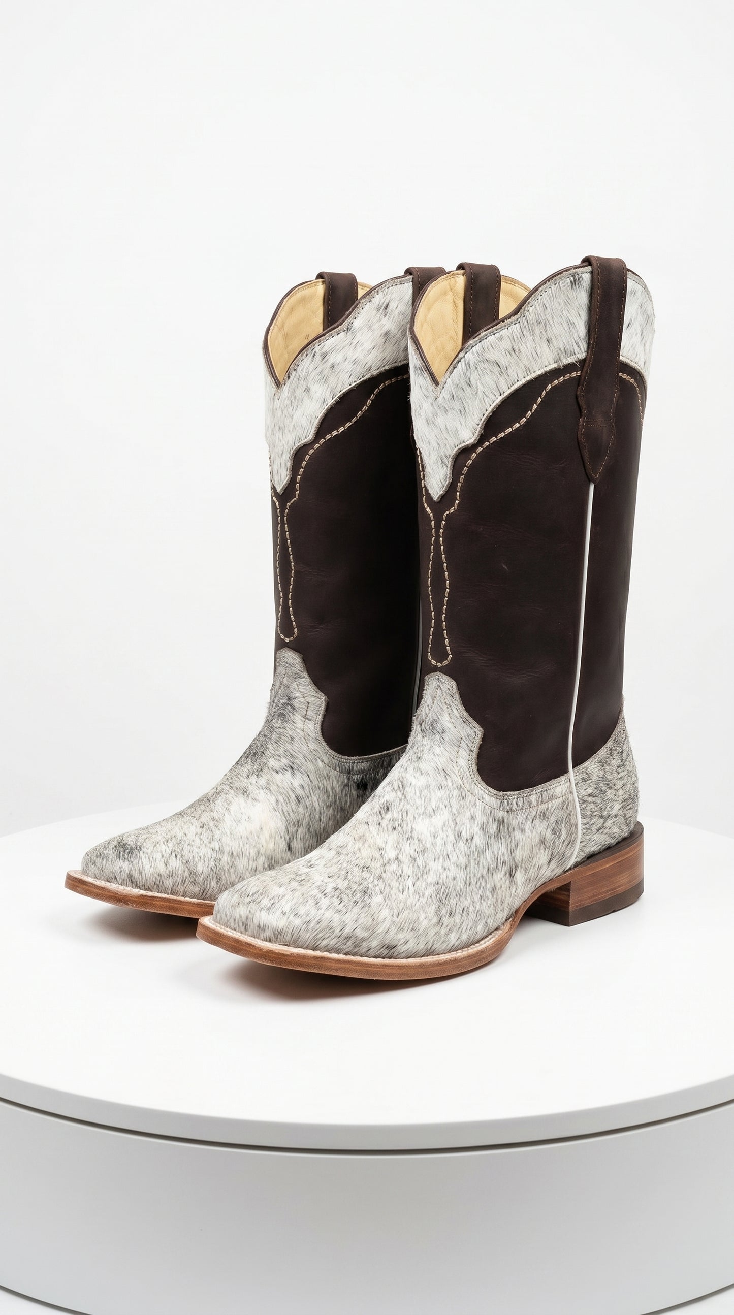 Women’s White and Brown Cowhide Leather Rodeo Boots, Western Pull On Cowboy Boots