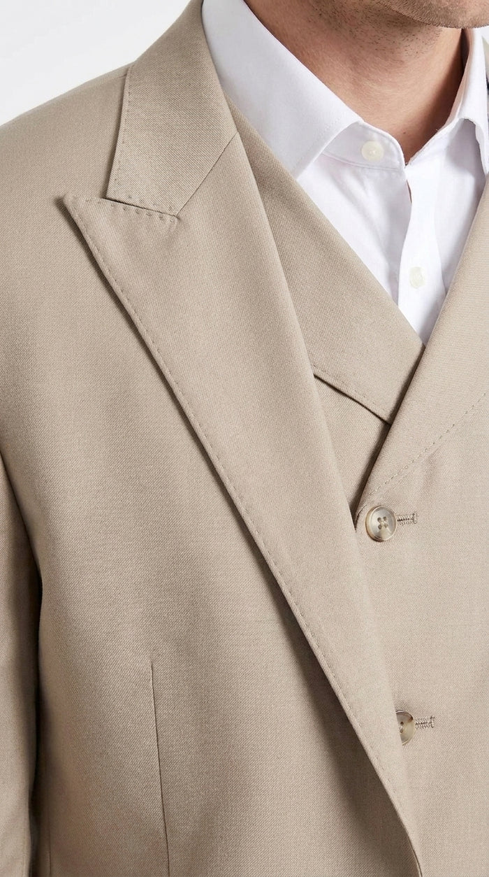 Tiglio Rosso Men’s Tan 3-Piece Italian Wool Suit – Classic Fit Peak Lapel Suit with Double-Breasted Vest and Pleated Wide-Leg Pants