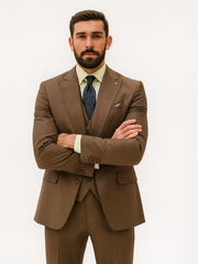 Men’s Brown 3-Piece Suit with Vest and Chain – Classic Formal Wear