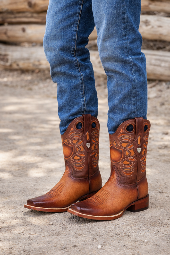 Smooth Ostrich Rodeo Toe Western Boots