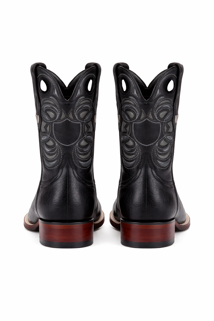 Smooth Ostrich Rodeo Toe Western Boots