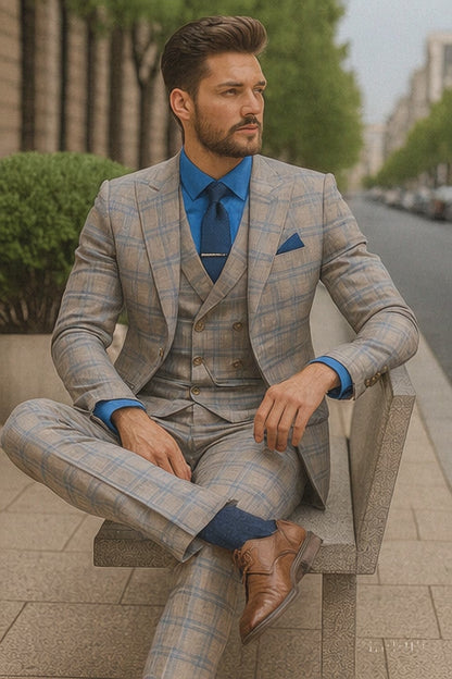 Men’s Light Plaid 3-Piece Suit with Vest – Stylish Formal Wear