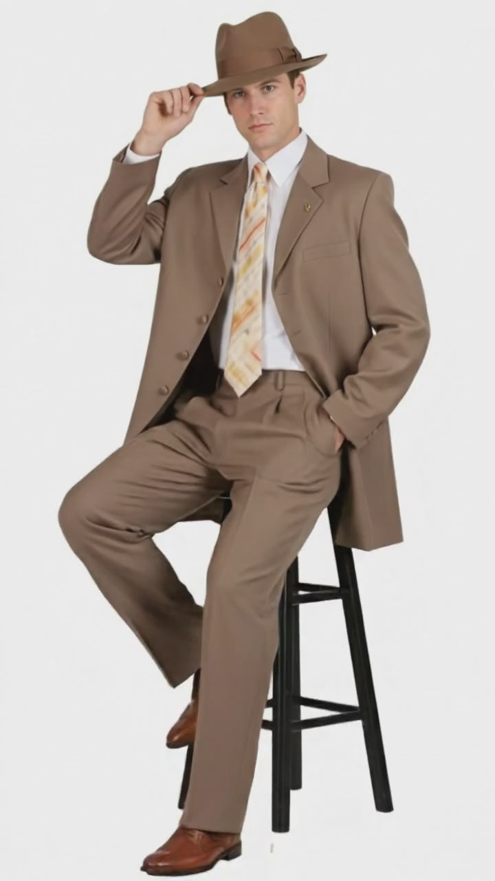 Men’s 1920s Tan Zoot Suit with Fedora Hat and Wingtip Shoes – Vintage Gangster 3-Piece Long Jacket Suit