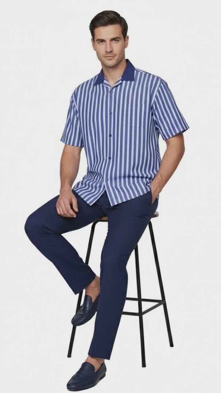 Men’s Blue and White Vertical Stripe Short Sleeve Shirt Set – Casual Summer Two-Piece Outfit