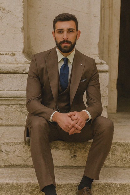 Men’s Brown 3-Piece Suit with Vest and Chain – Classic Formal Wear