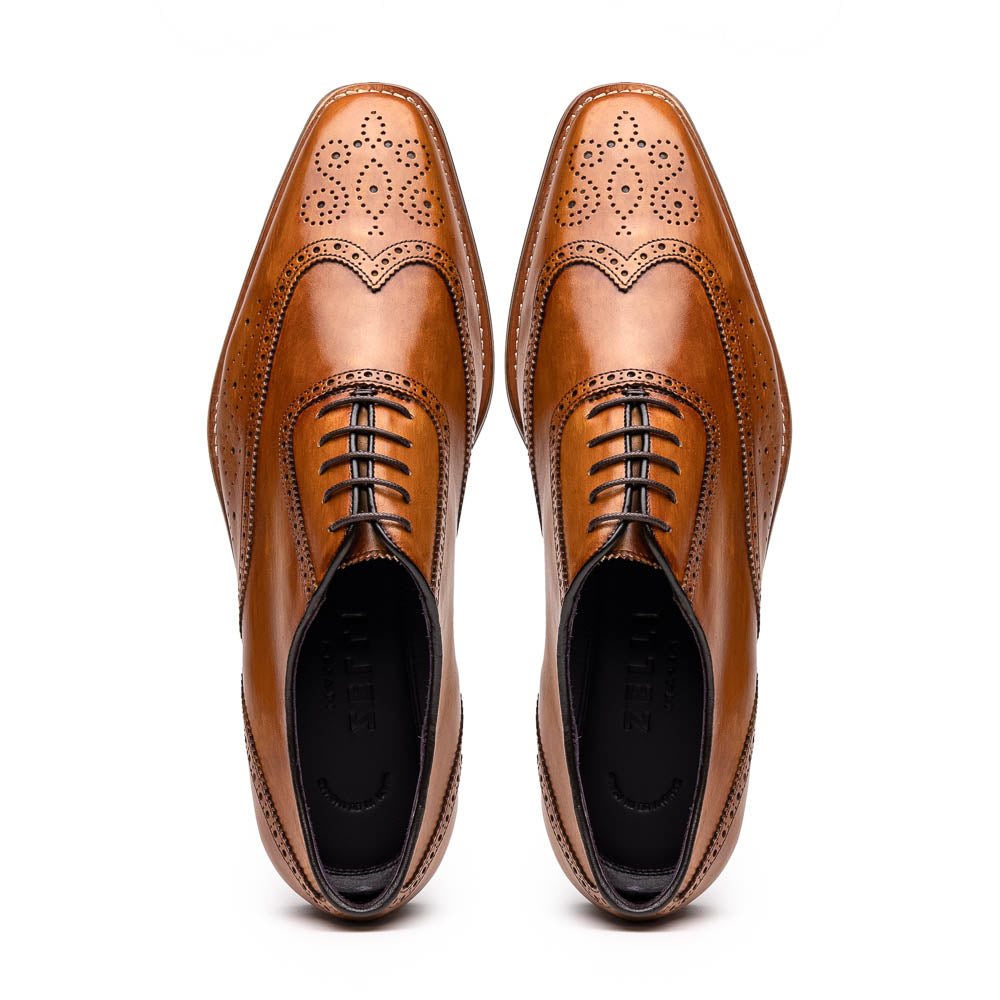 Zelli Stephano Wingtip Oxfords with Brogue Detailing in Camel